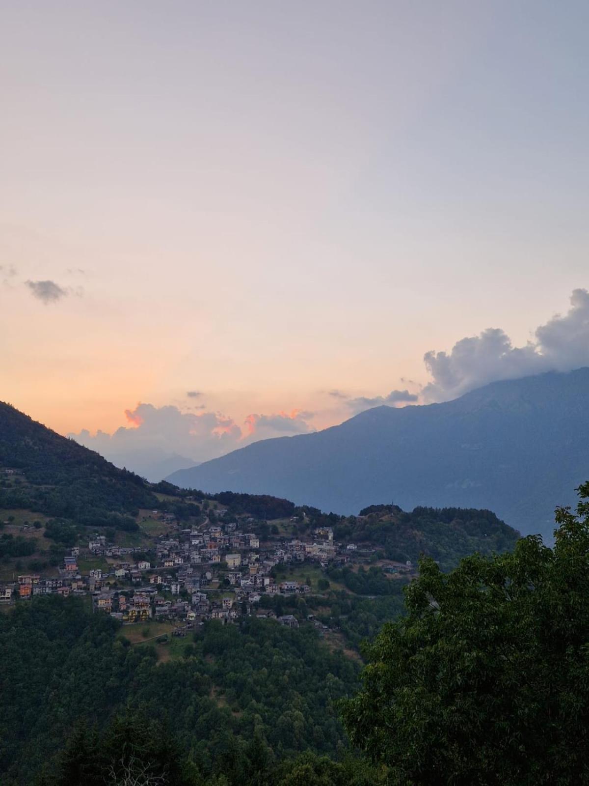 Perla Nelle Orobie Villa Bema Bagian luar foto